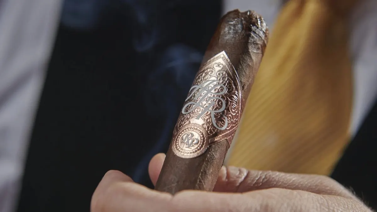 Ignite Your Passion: A Cigar That Redefines Luxury!